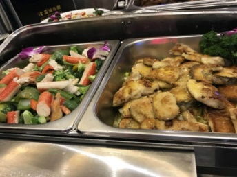 圖說(shuō)大型火鍋盆菜工廠(chǎng)年會(huì)尾牙宴 深圳餐飲業(yè)專(zhuān)業(yè)化宴會(huì)服務(wù)新標(biāo)桿